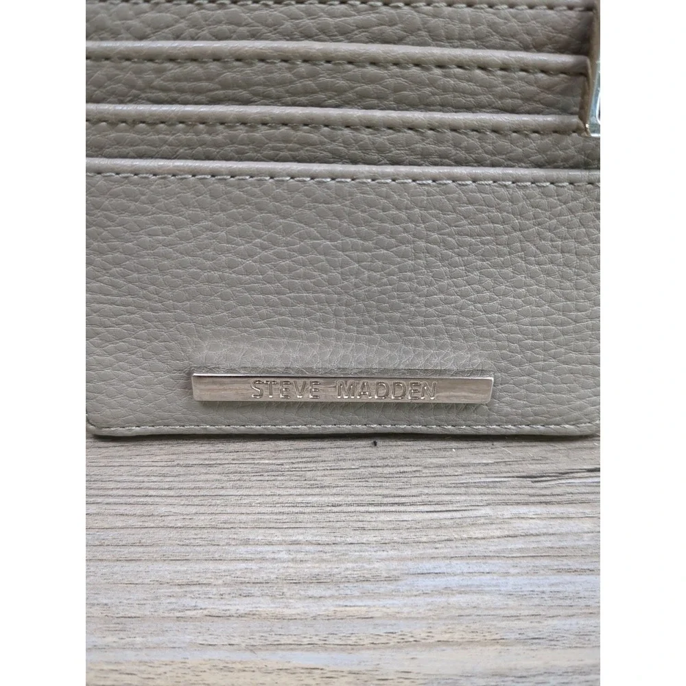 Steve Madden‎ Card Case Small Wallet
